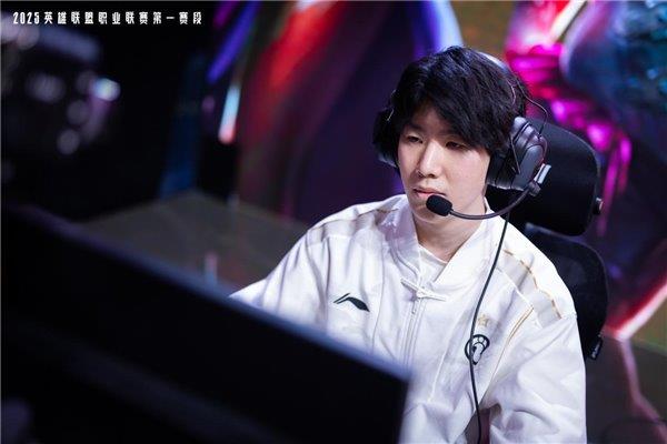 026年英雄联盟职业联赛 为玩家带来超凡体验开元棋牌试玩无畏竞巅峰！傲风携手2025-2(图4)