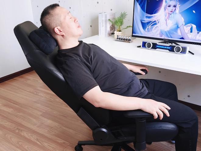 尚来自逐夜电竞椅A06的诠释开元棋牌引领年轻人的潮流与时(图11)