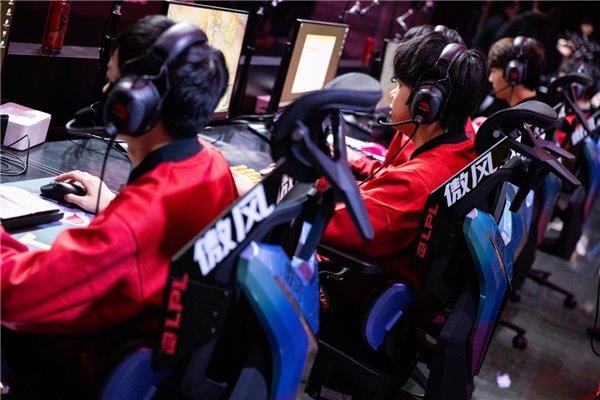 职业赛指定用椅 傲风G7凭啥这么火开元ky棋牌明星直播同款 英雄联盟(图5)