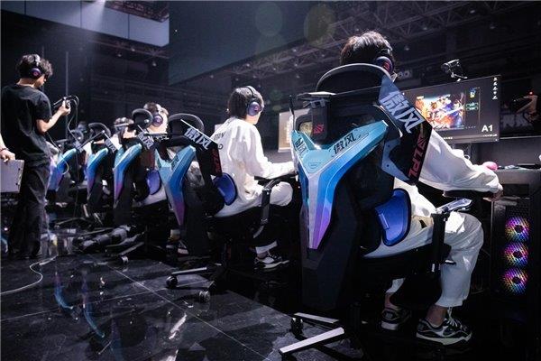 职业赛指定用椅 傲风G7凭啥这么火开元ky棋牌明星直播同款 英雄联盟