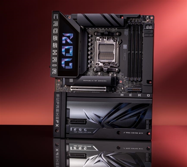 ck the ROG Lab」震撼科隆游戏展开元棋牌app释放巅峰战力！ROG「Unlo(图8)